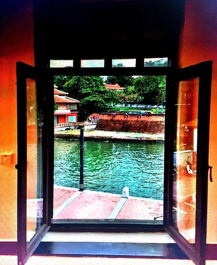 Heeren House Hotel Malacca Buitenkant foto